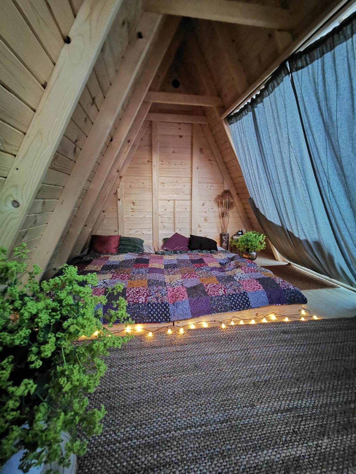 Kamp Beli Gaber Hotel Stari Trg pri Lozu ภายนอก รูปภาพ